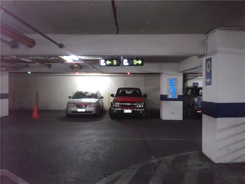 Parking aisle and directional display at the Santiago project